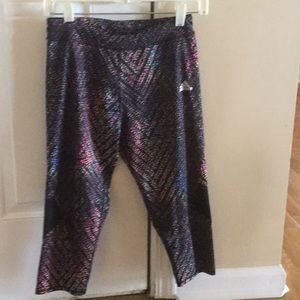 Adidas crop leggings